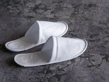 Nonwoven Slippers